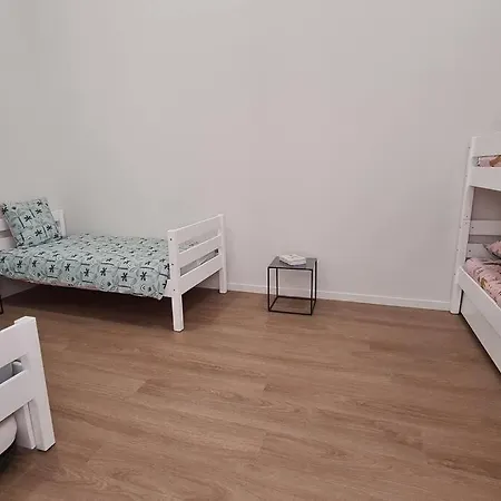 Tatil Evi Le Puy Martineau Piscine Privee Interieure Chauffee Terrain Arbore A 10 Min Du Puy Du Fo *