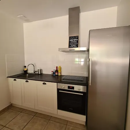 Le Puy Martineau Piscine Privee Interieure Chauffee Terrain Arbore A 10 Min Du Puy Du Fo