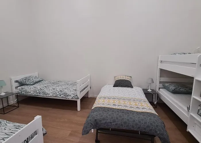 Le Puy Martineau Piscine Privee Interieure Chauffee Terrain Arbore A 10 Min Du Puy Du Fo בית נופש Saint-Mars-la-Réorthe