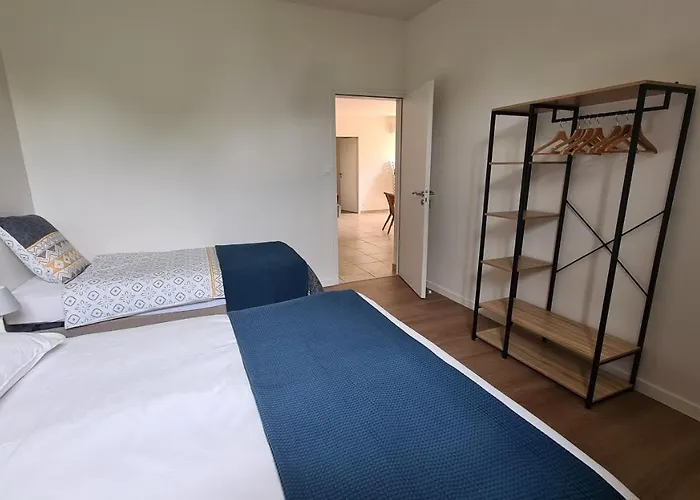 בית נופש Le Puy Martineau Piscine Privee Interieure Chauffee Terrain Arbore A 10 Min Du Puy Du Fo Saint-Mars-la-Réorthe