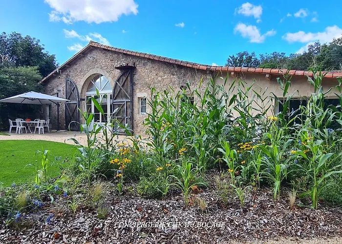 בית נופש Le Puy Martineau Piscine Privee Interieure Chauffee Terrain Arbore A 10 Min Du Puy Du Fo